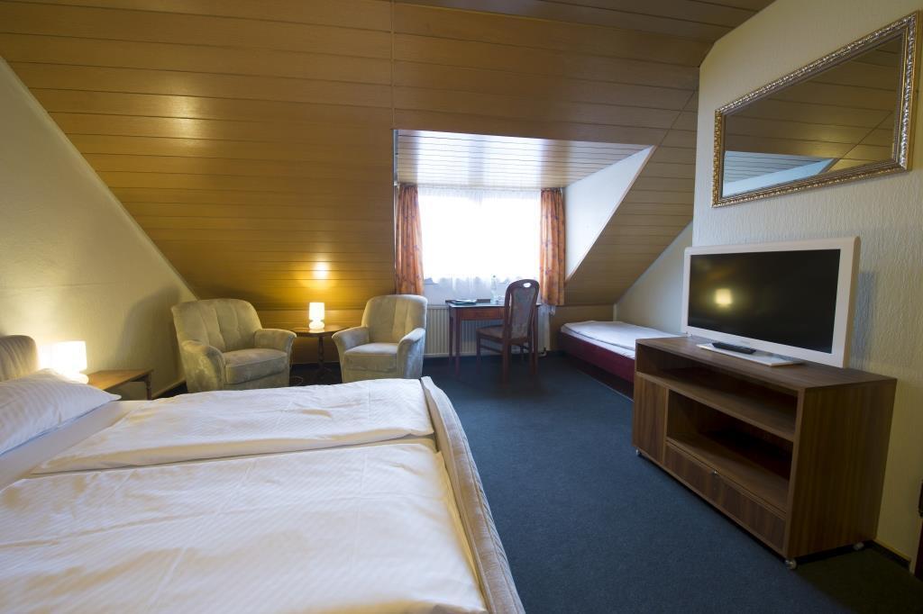 Hotel Continental Saarbrücken Pokoj fotografie